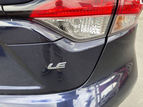 Used 2023 Toyota Corolla LE FWD image 38