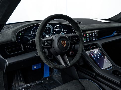 New 2025 Porsche Taycan Turbo GT image 13
