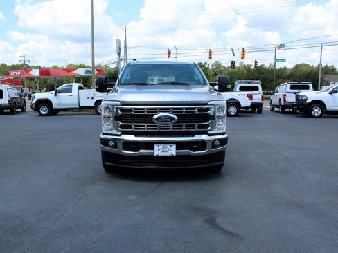 Used 2024 Ford F250 XLT image 8