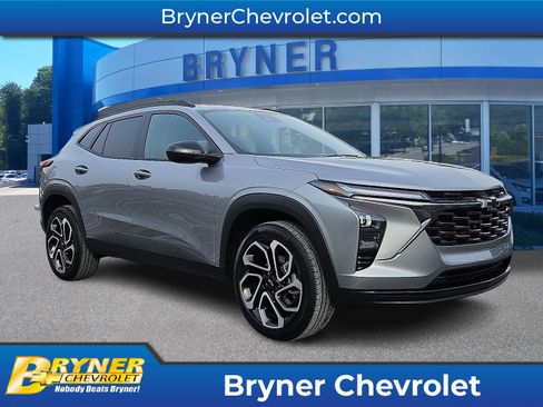 Used 2025 Chevrolet Trax RS w/ Driver Confidence Package image 1