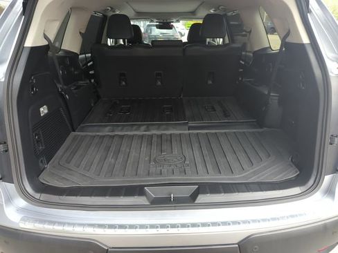 Used 2023 Subaru Ascent Limited w/ Technology Package AWD/4WD image 30