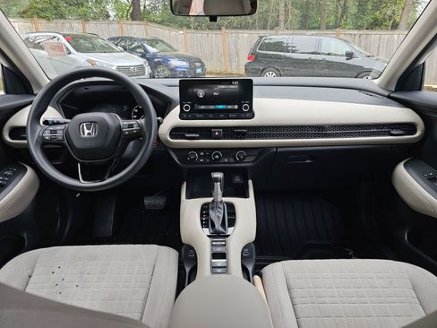 Used 2023 Honda HR-V LX image 17