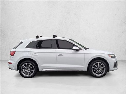 Used 2022 Audi SQ5 Premium Plus w/ Premium Plus Package AWD/4WD image 4