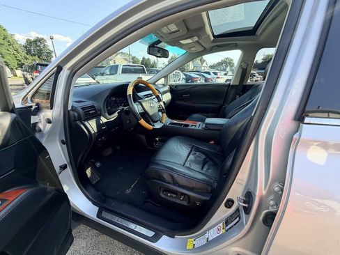 Used 2012 Lexus RX 350 AWD w/ Premium Pkg image 32
