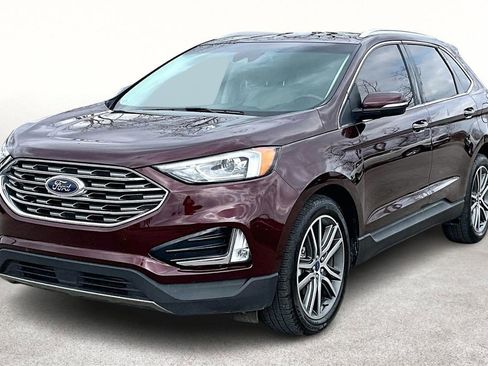 Used 2019 Ford Edge Titanium image 15