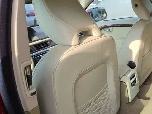 Used 2013 Volvo XC70 3.2 AWD/4WD image 8