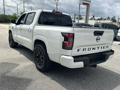 New 2026 Nissan Frontier SV RWD image 8
