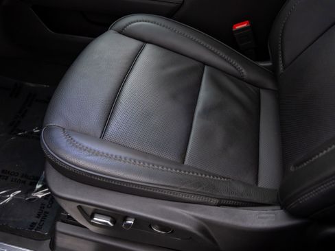 Used 2025 GMC Sierra 1500 Denali w/ Denali Reserve Package image 16