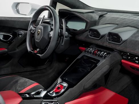 Used 2024 Lamborghini Huracan Tecnica RWD image 33