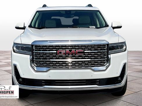 Used 2023 GMC Acadia Denali w/ Denali Ultimate Package image 3