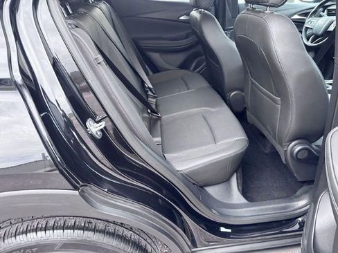 Used 2025 Buick Encore GX Preferred image 27