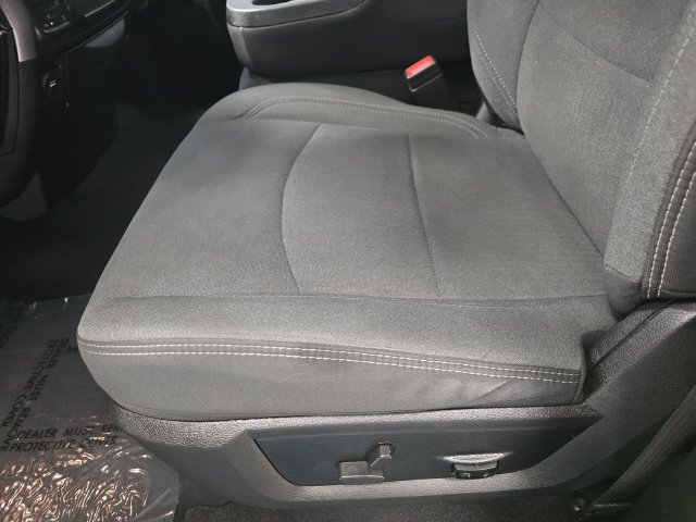 Used 2022 RAM 1500 Warlock AWD/4WD image 25