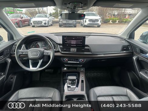 Used 2023 Audi Q5 2.0T Premium w/ Convenience Package image 16