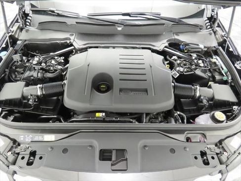 New 2026 Land Rover Discovery Limited Edition image 29