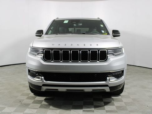 Used 2024 Jeep Wagoneer L Series II RWD image 46