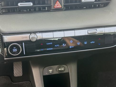 Used 2024 Hyundai Ioniq 5 SEL image 24