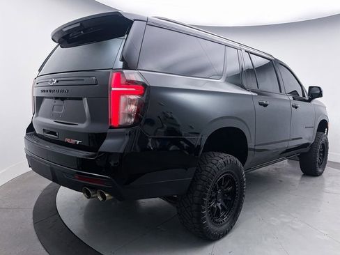 Used 2023 Chevrolet Suburban RST w/ Sport Performance Package image 33