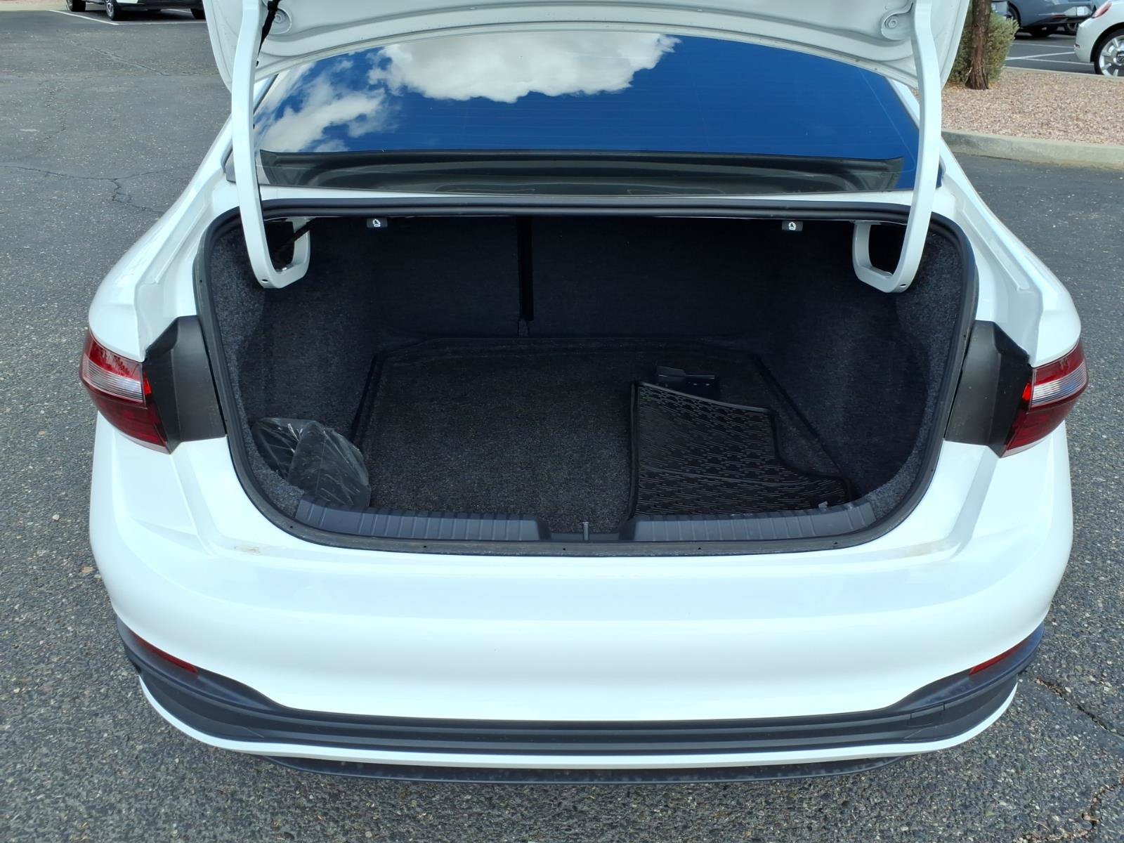 Certified 2026 Volkswagen Jetta Sport FWD image 17