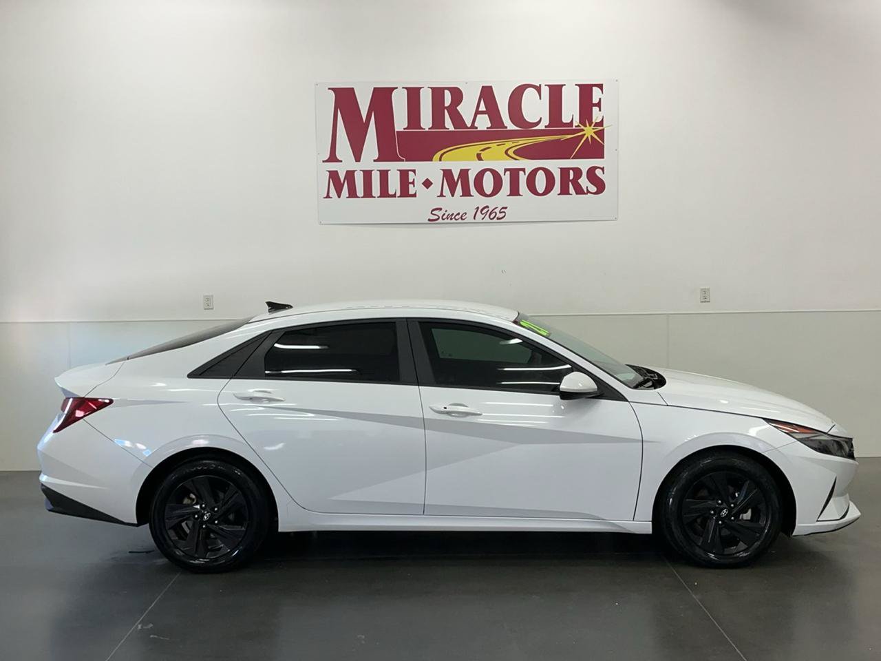 Used 2021 Hyundai Elantra SEL FWD image 6