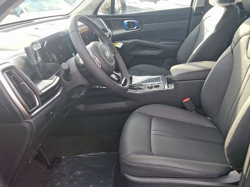New 2026 Kia Sorento S image 12