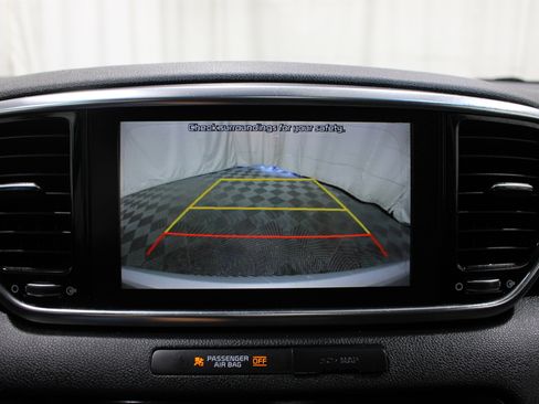 Used 2021 Kia Sportage EX w/ EX Technology Package FWD image 15