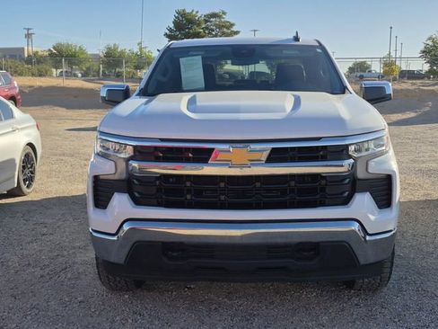 Used 2023 Chevrolet Silverado 1500 LT AWD/4WD image 3