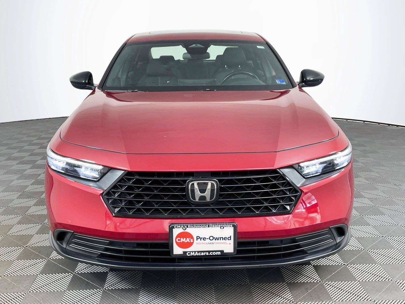 Used 2025 Honda Accord Sport image 2