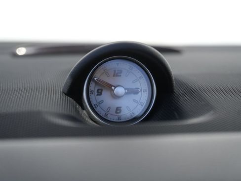 Used 2015 Mercedes-Benz SL 550 w/ White Arrow Edition image 43