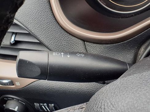 Used 2014 Jeep Cherokee Limited image 15