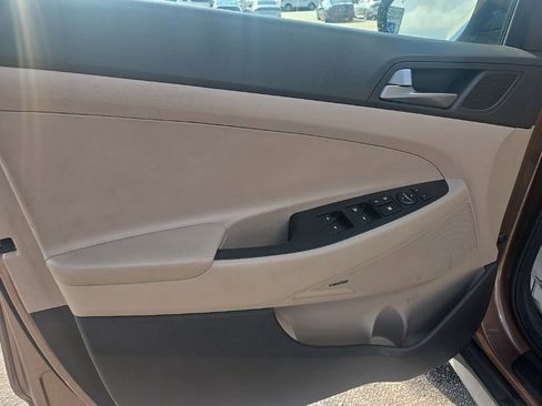 Used 2017 Hyundai Tucson SE Plus image 14