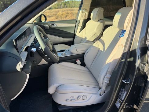 New 2026 Genesis GV80 2.5T Prestige image 19