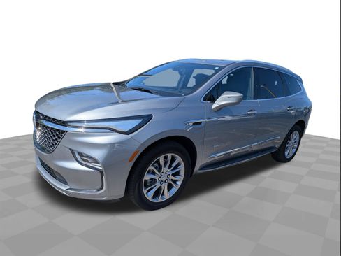 Used 2023 Buick Enclave Avenir w/ Avenir Technology Package FWD image 8