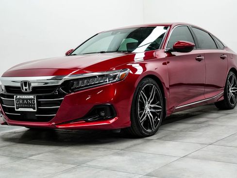 Used 2021 Honda Accord Touring image 7