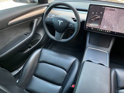 Used 2021 Tesla Model 3 Long Range AWD/4WD image 17