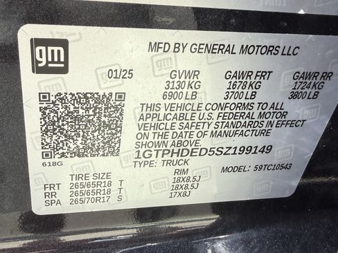Used 2025 GMC Sierra 1500 SLT RWD image 34