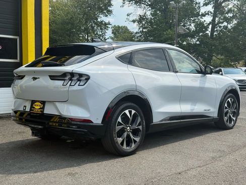 Used 2021 Ford Mustang Mach-E Premium image 6