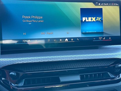 New 2026 BMW 330i Sedan w/ Convenience Package image 12