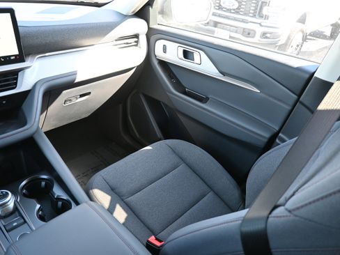 New 2026 Ford Explorer Active image 69