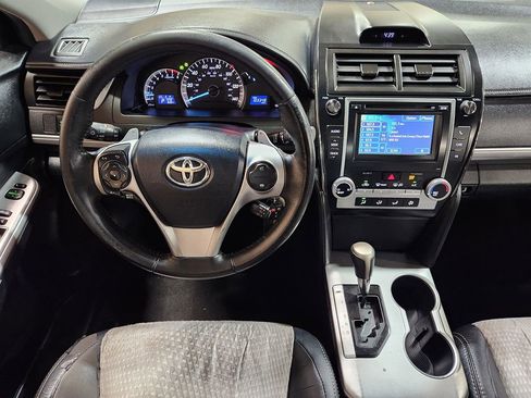 Used 2013 Toyota Camry SE image 45