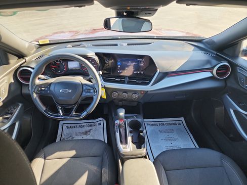 Used 2024 Chevrolet Trax RS w/ Driver Confidence Package image 23