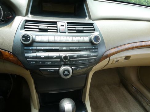 Used 2009 Honda Accord EX image 15