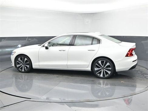 Used 2023 Volvo S60 B5 Ultimate w/ Climate Package image 5