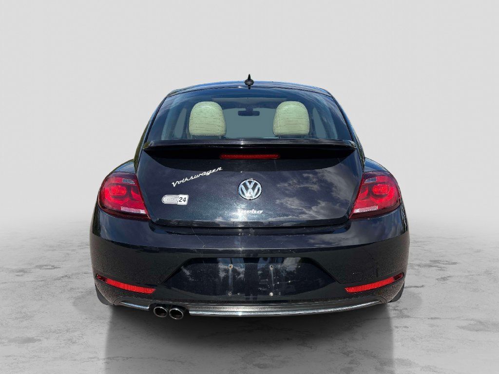 Used 2019 Volkswagen Beetle 2.0T SE FWD image 4
