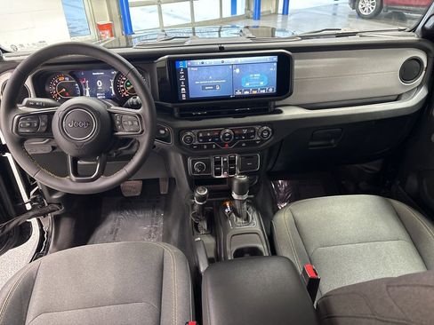 Used 2024 Jeep Wrangler Sport S image 11