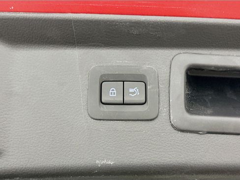 Used 2025 MAZDA CX-50 AWD 2.5 S w/ Premium Package image 32