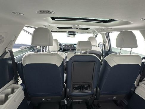 New 2026 Kia Carnival SX w/ SX Dark Edition Package FWD image 19