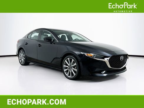 Used 2023 MAZDA MAZDA3 s FWD image 1