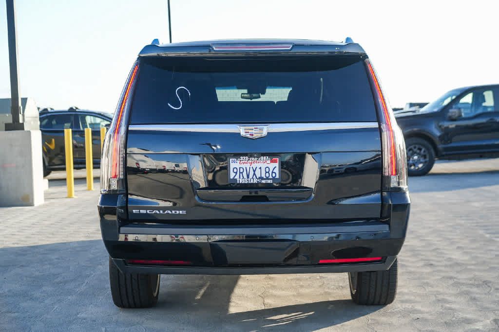 Used 2019 Cadillac Escalade ESV Premium Luxury RWD image 7