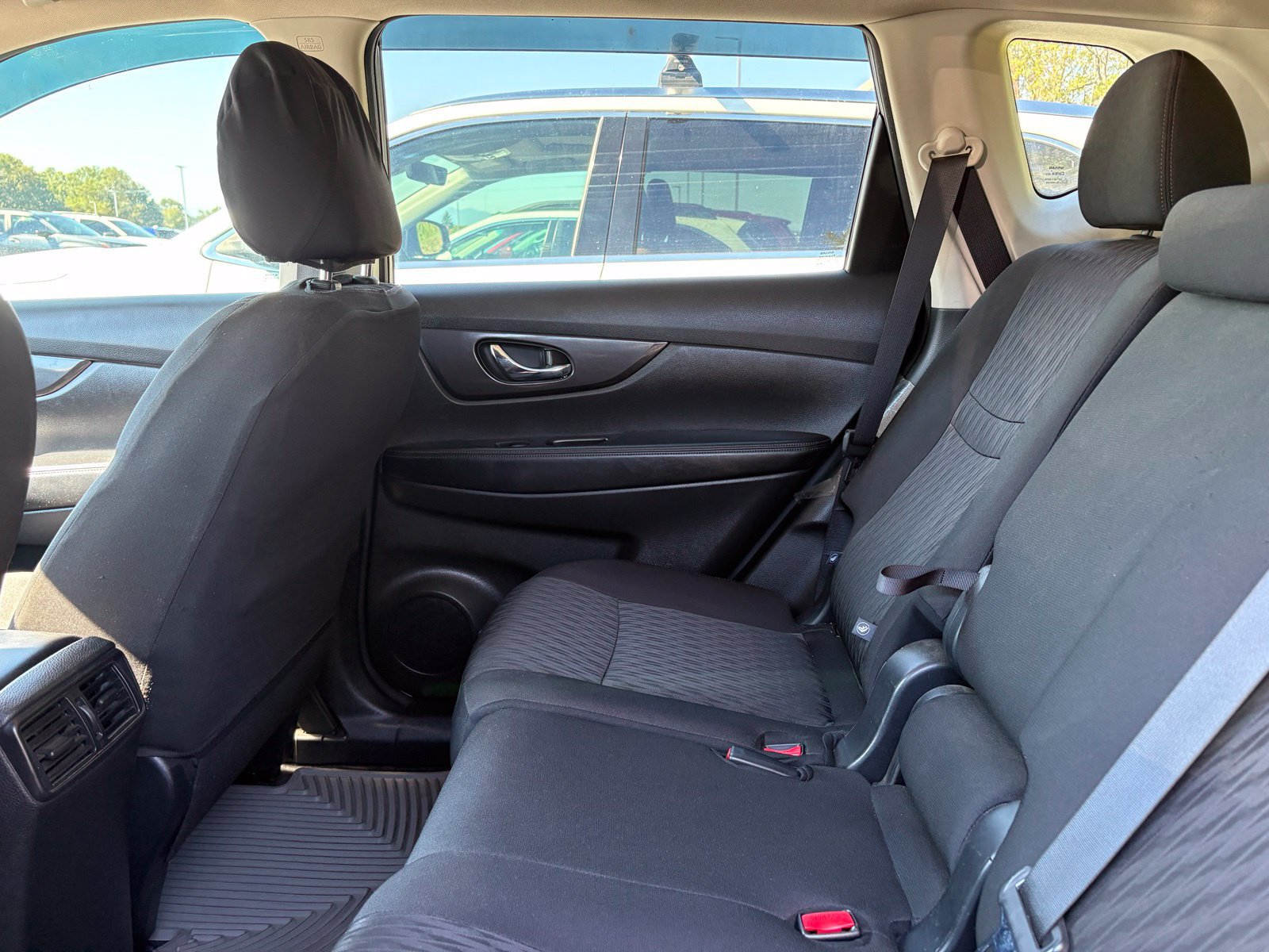Used 2020 Nissan Rogue S w/ Special Edition Package AWD/4WD image 9