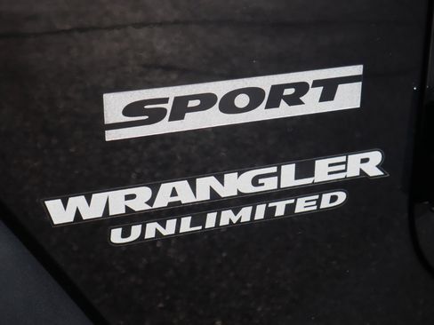 Used 2015 Jeep Wrangler Unlimited Sport w/ Quick Order Package 24S image 26